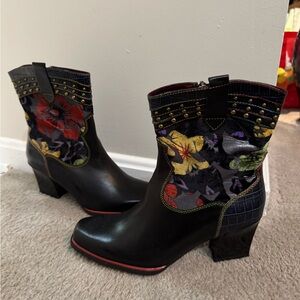 Floral Embroidered Black Ankle Boots